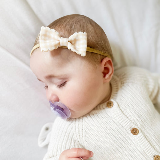 Beige gingham bow