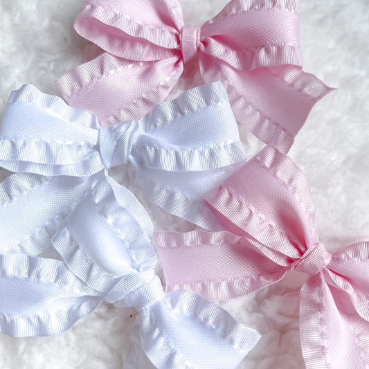 Ruffle bow