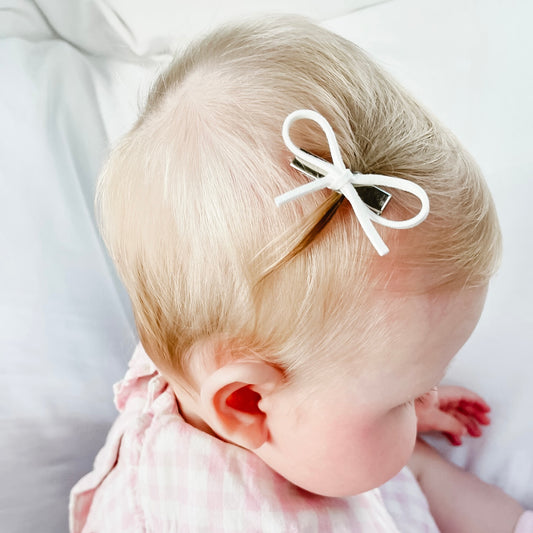 White dainty bow